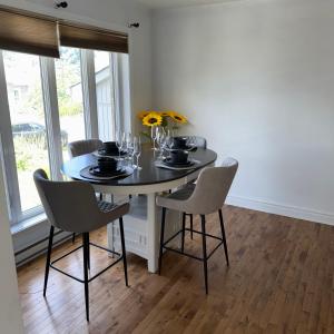 Chambre queen near Montreal
