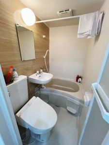 浅草花日美居 Asakusa Hanahi 305 Queen Bed Room, 4 min walk to Asakusa Temple, direct subway access to Narita and Haneda Airport