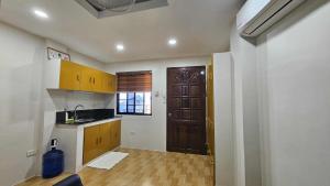 Eagles Nest Beach Resort Room 2