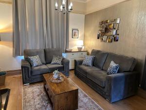 Comfy Stay Near City & Station