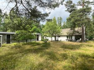 4 person holiday home in DEGEBERGA