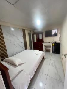 CÓMODA HABITACIÓN CENTRAL