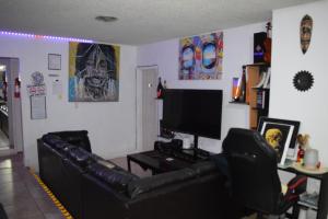 Drip Star Life Hostel Miami
