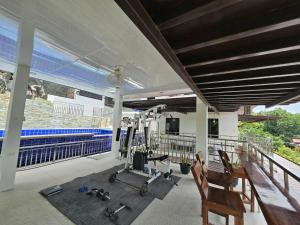 Eagles Nest Beach Resort Room 5