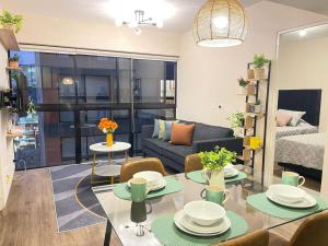 M24 DPTO DE DOS DORM - DOS BAÑOS FRENTE A LA EMBAJADA DE USa