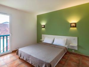 Superbe appartement avec piscine, tennis et accès plage à Saint-Jean-de-Luz - FR-1-239-1108