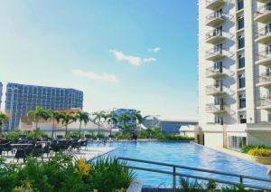 1BR Solemare Aseana MOA Okada Ayala Bay Mall COD Paranaque wWIFI