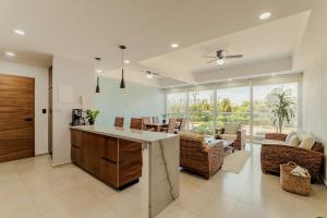 TROPlCAL Beachfront 1 BDR by Casa Paraíso - 3-Sterne-Hotels in Cancún