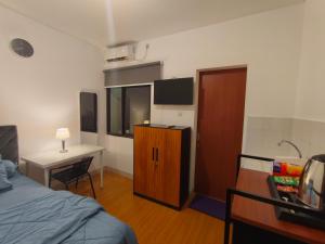 Golden Knight Suites at EcoHome Apartment