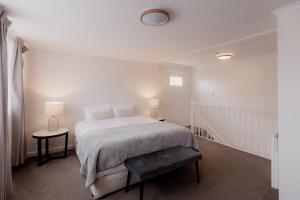 Kelly Street Stables - Apartment 2