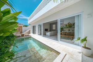 Villa Gajah - Tropical 2BR Escape Near Nyang Nyang Beach with Rooftop