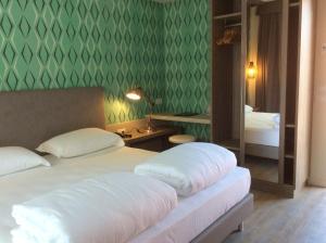 Standard Doppelzimmer mit Bergblick