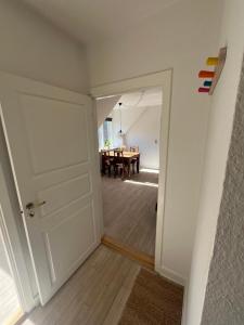 Casa Home of Bricks 8