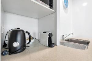 The Marron Bloom - Beachfront Boutique Bliss