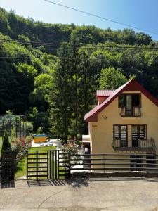 Casa Trei Brazi Bratca