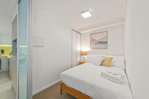 Stylish Apt in Best Location! Free Parking and WiFi