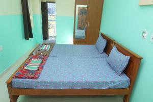 Rathna Inn