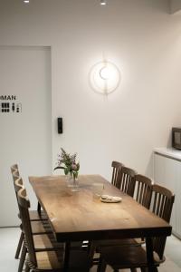 D A L Premium Capsule Hotel