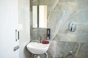 1BHK Near Royal Meenakshi Mall 102