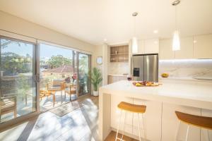 Kingfisher 6, 5-7 Ondine Cl - stunning unit with ducted air conditioning and WiFi