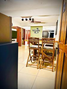 Flic en Flac Beachfront Apartment, KAZAFIBI