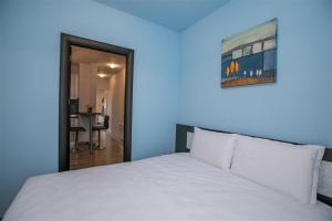 В Сандански есента идва с топлина, слънце и златна светлина