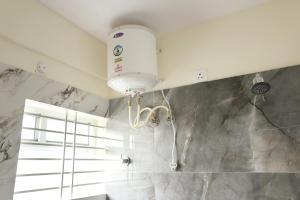 1BHK with ac Near Royal Meenakshi Mall 601