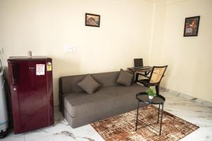 1BHK with ac Near Royal Meenakshi Mall 601