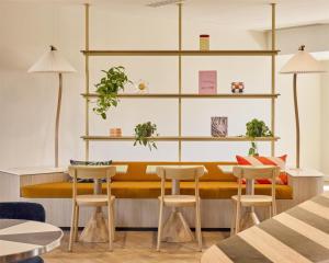 Hampton By Hilton Lyon Airport