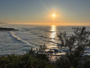 Surfers Paradise in Santorini