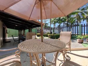 Casa Mandolina on the beach in Jaco