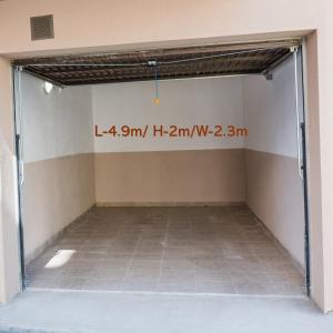 City View Apartment With 2 Bedrooms and Free Garage