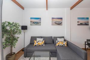 Lightbooking Las Breñas Garden con piscina