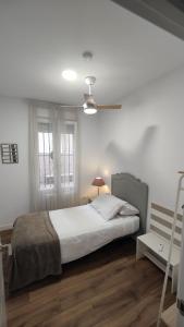 Amplio alojamiento centro barrio del Oeste