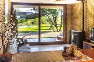 Can Noguer Casa con piscina y jardín