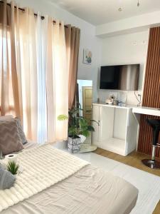 Cozy Mesatierra Garden by Adi Staycation Dvo