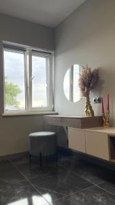 Просторий світлий сучасний номер N2