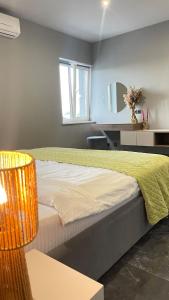 Просторий світлий сучасний номер N2