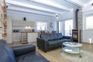 Steinhaus Mediterra mit Pool & Meerblick - Lukoran, Insel Ugljan bei Zadar