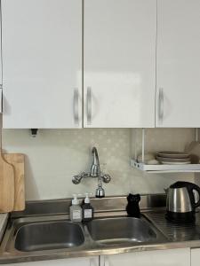 Wavy House - Ahyun, Sinchon, Hongdae, Seoul Station 아현 신촌 홍대 서울역