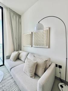 Cloud Level 1BR Calm with Parking Pool & Gym