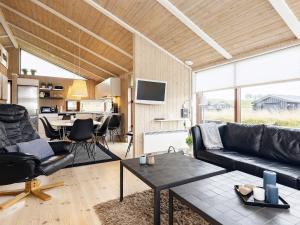 8 person holiday home in Hjørring-By Traum
