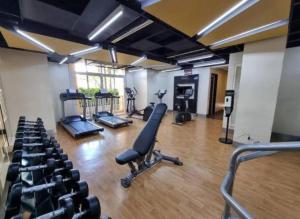 Cozy Suite in Venice Mall Near BGC