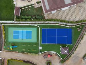 StayVista at Sicily with Pool and Wi-Fi