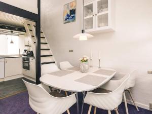 6 person holiday home in Væggerløse-By Traum