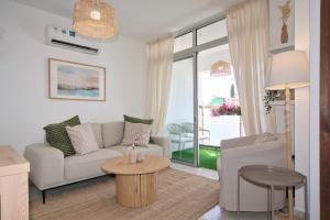 Cosy Charming Balcony Suite