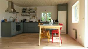 Charming Cottage Near Sea On Fårö