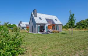 Stunning Home In Kamperland With Wifi