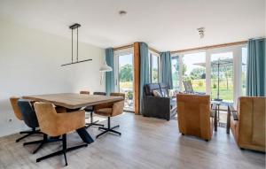 Stunning Home In Kamperland With Wifi