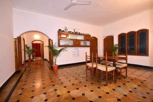 Villa Marinaa 6 Rooms Property Near white town and Pondy Marinaa Beach